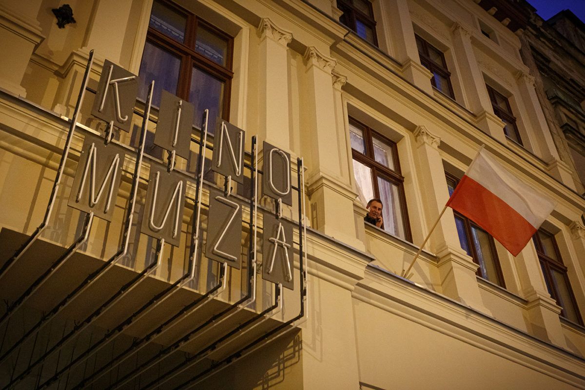 Odpalenie neonu Kina Muza w Poznaniu - galeria - zdjęcie 3.