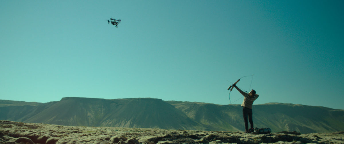 Kobieta idzie na wojnę - kadr 1