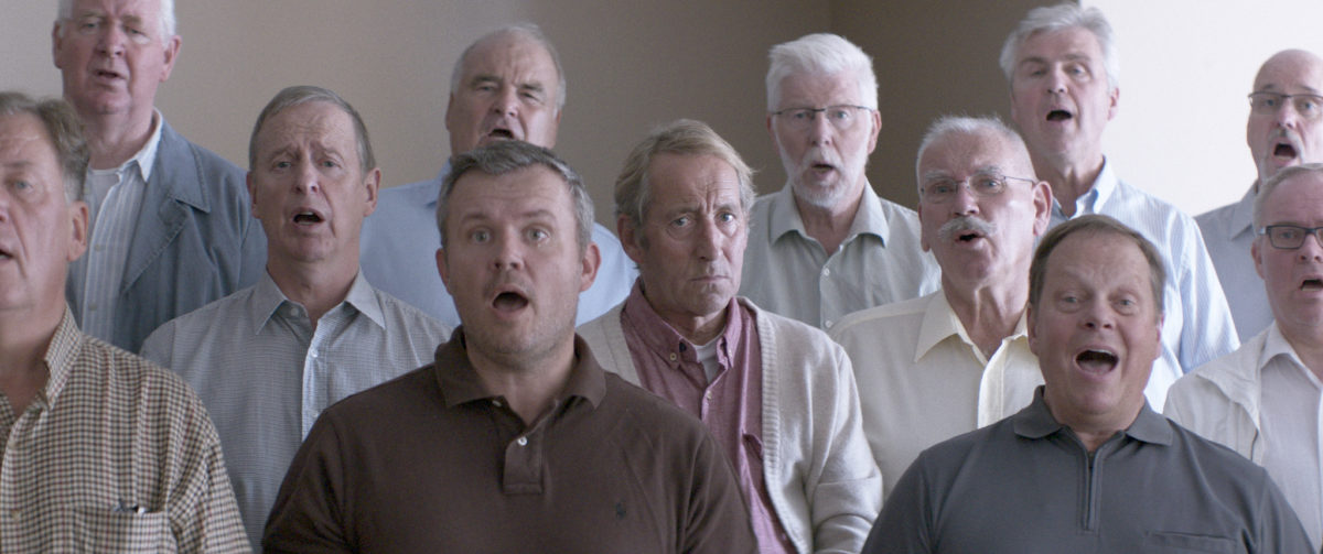 W CIENIU DRZEWA - kadr 1