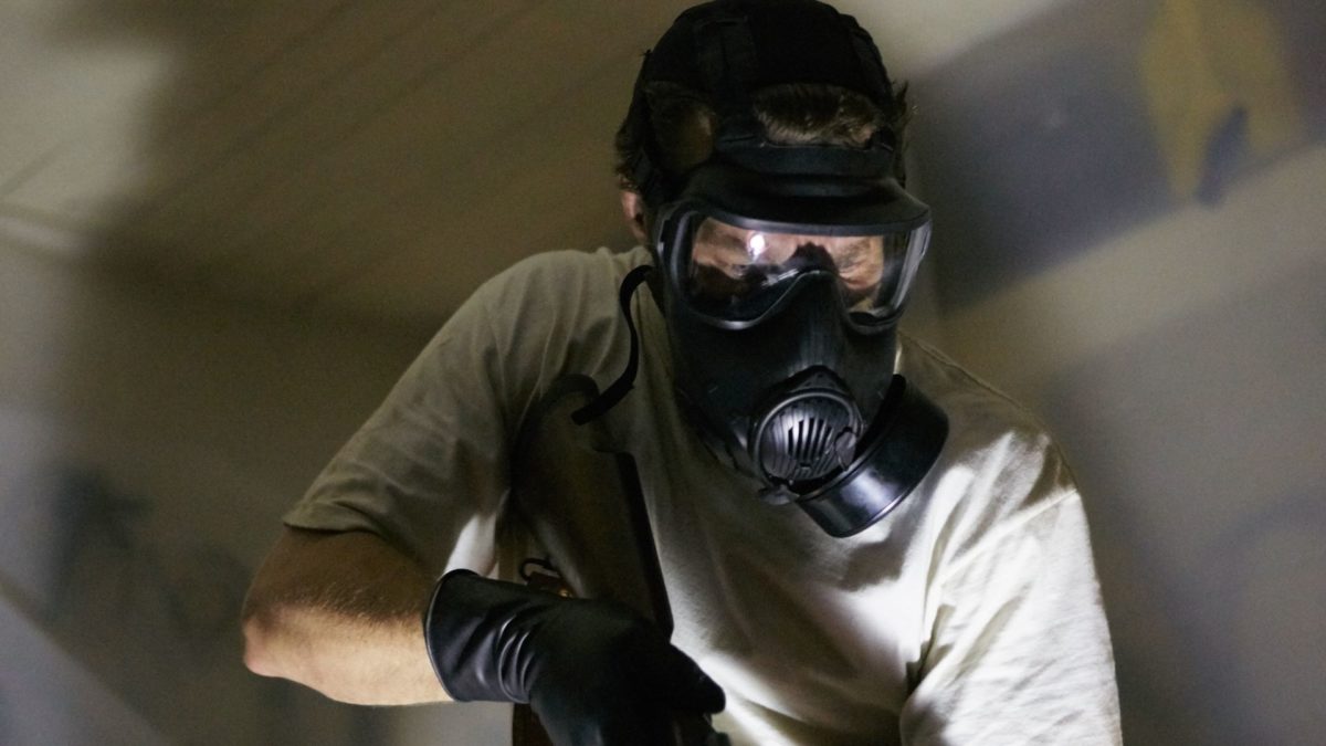 TO PRZYCHODZI PO ZMROKU - kadr 2