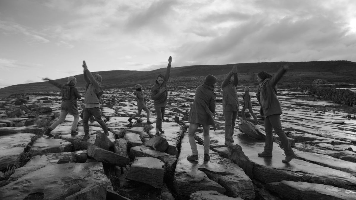 Dances with Camera II - kadr 3