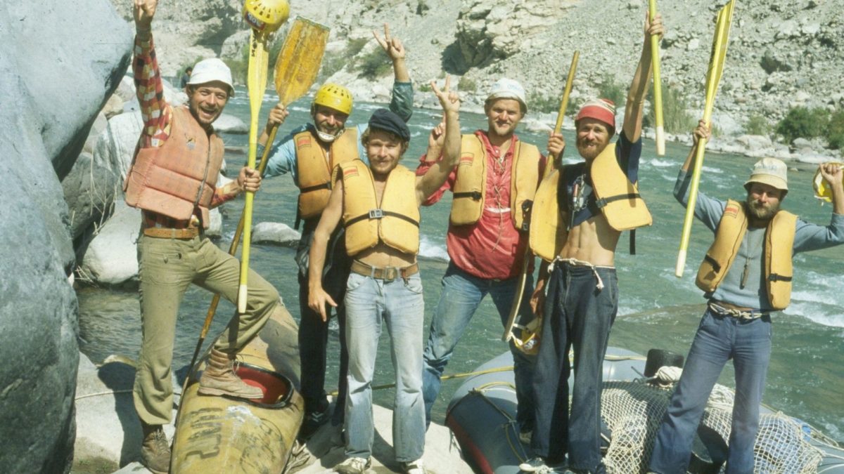 Godspeed, Los Polacos! - kadr 1