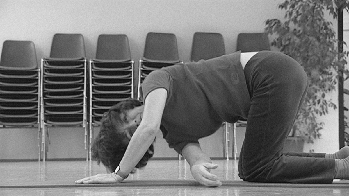 Four Perspectives on Movements: Move Your Body - kadr 3