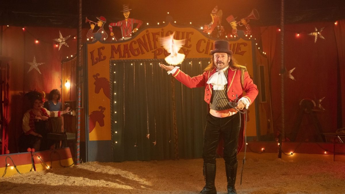 Uwolnić Poly - kadr 1