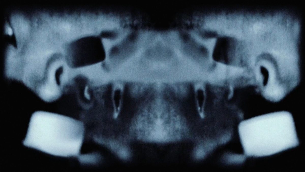 Konkurs Międzynarodowy V: Wkraczając w mgłę - kadr 1