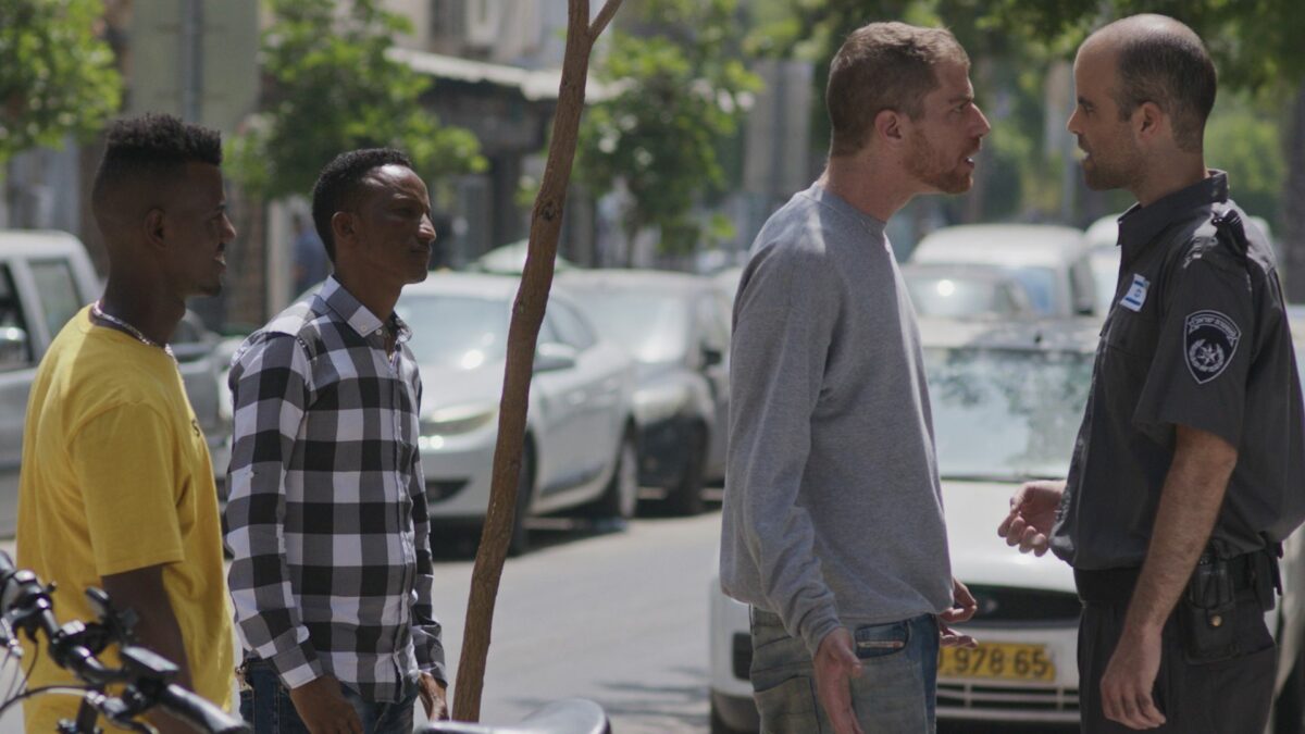 Zatroskany obywatel - kadr 3