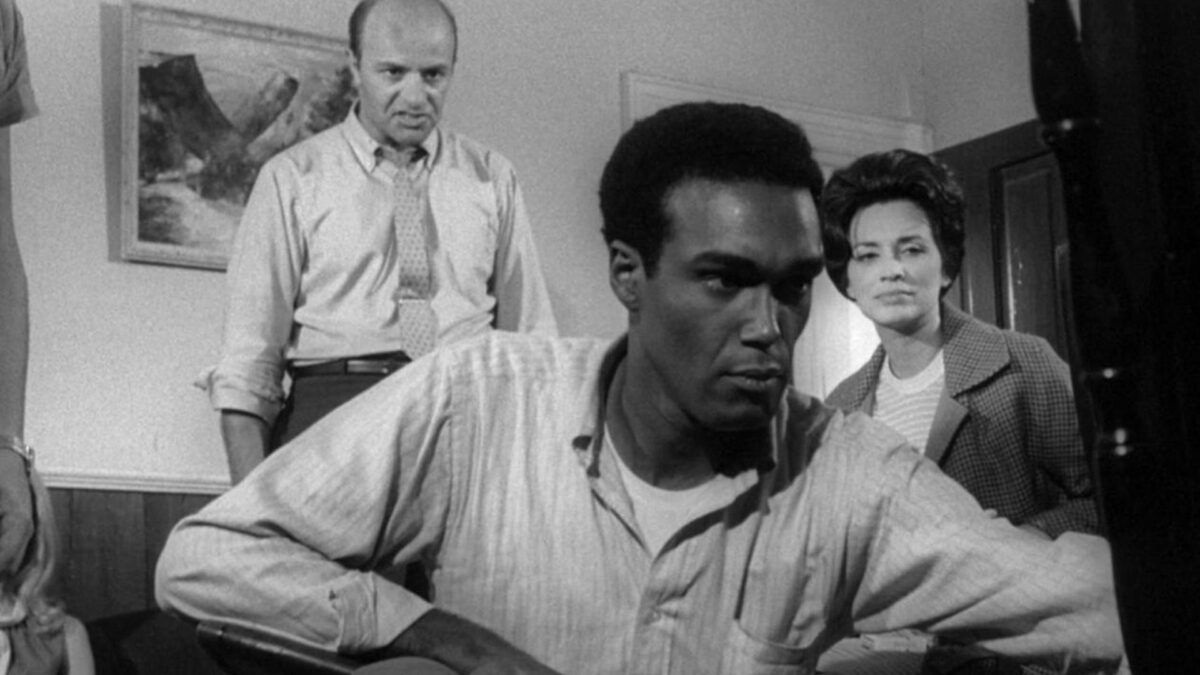 Noc żywych trupów - zdjęcie 2