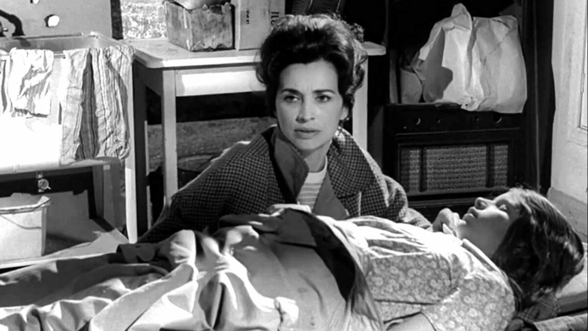 Noc żywych trupów - kadr 2