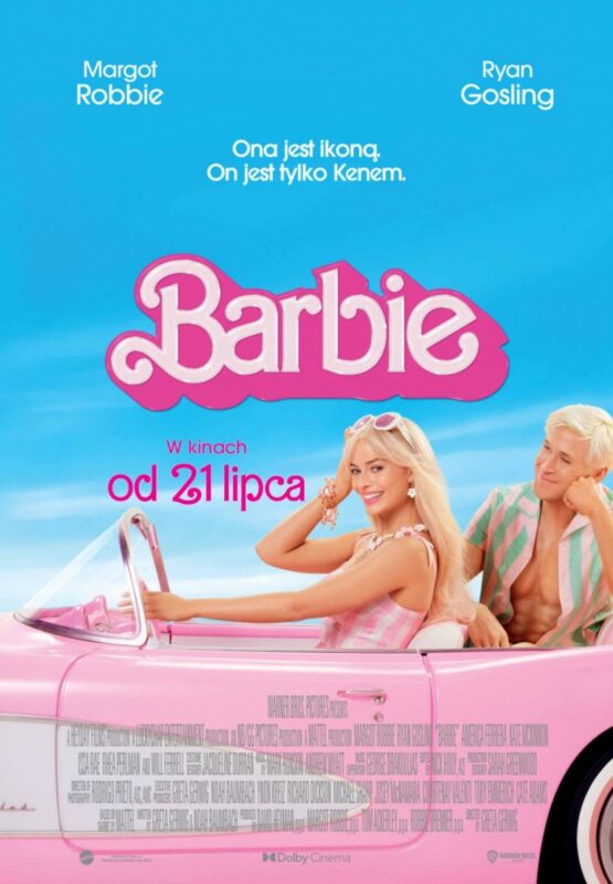 Plakat przedstawia Barbie z Kenem w różowym samochodzie.