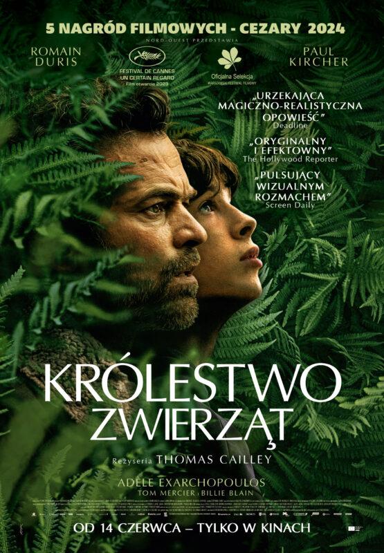 Plakat przedstawia twarze pary wśród paproci.