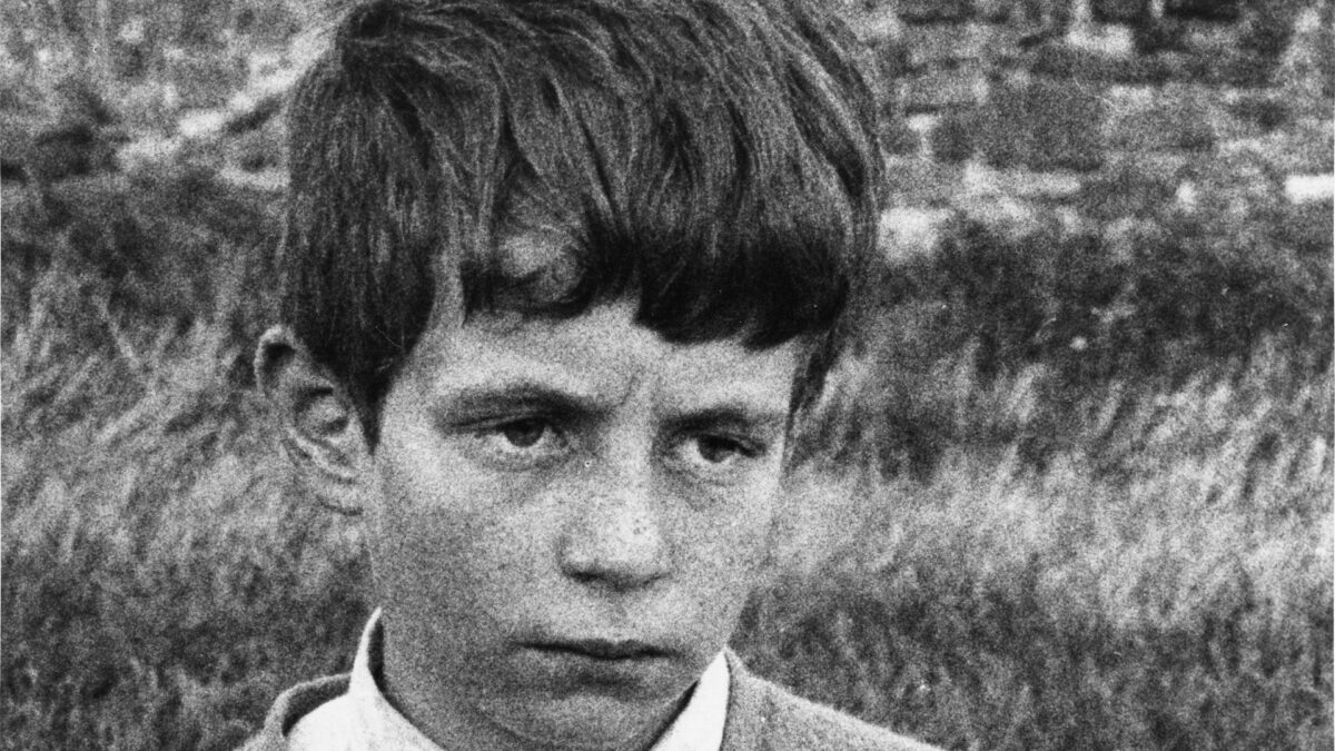 My Childhood - kadr 1